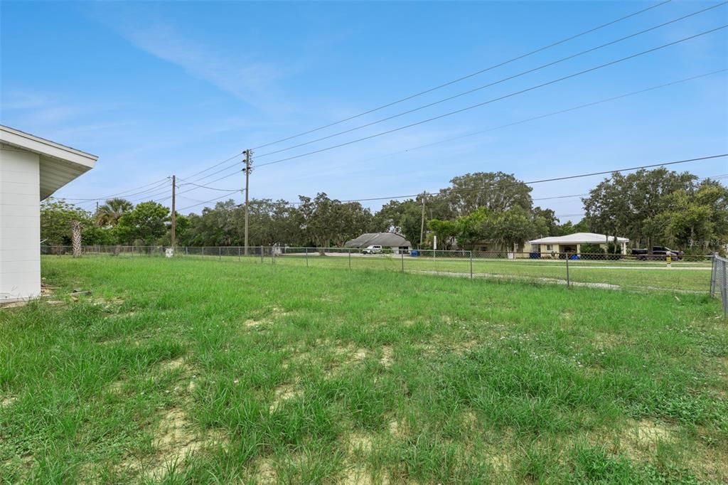 For Sale: $185,000 (3 beds, 2 baths, 1378 Square Feet)
