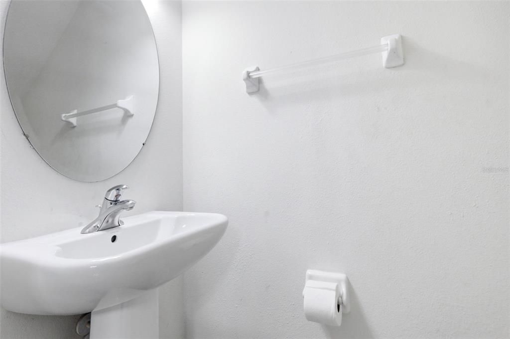 For Rent: $1,900 (2 beds, 2 baths, 1240 Square Feet)