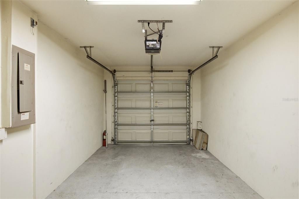 For Rent: $1,900 (2 beds, 2 baths, 1240 Square Feet)