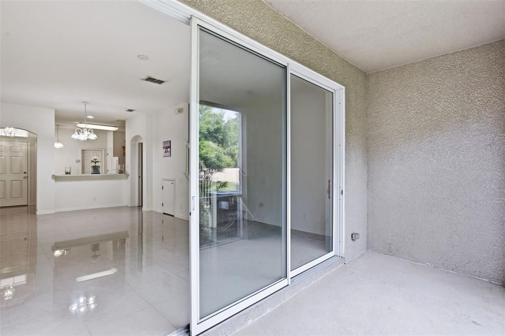 For Rent: $1,900 (2 beds, 2 baths, 1240 Square Feet)