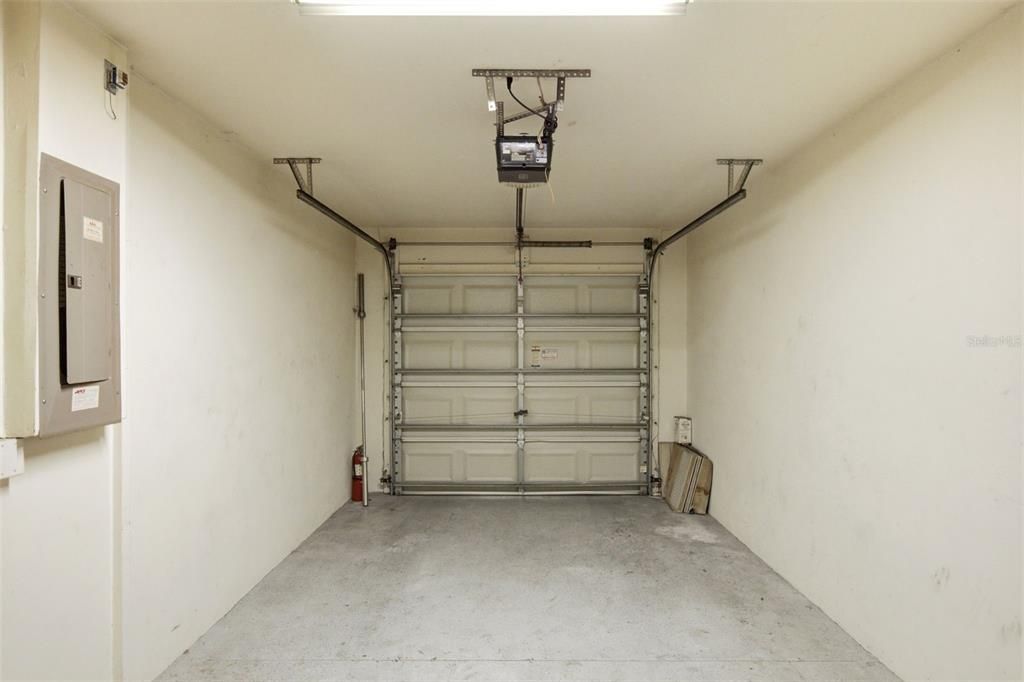 For Rent: $1,900 (2 beds, 2 baths, 1240 Square Feet)
