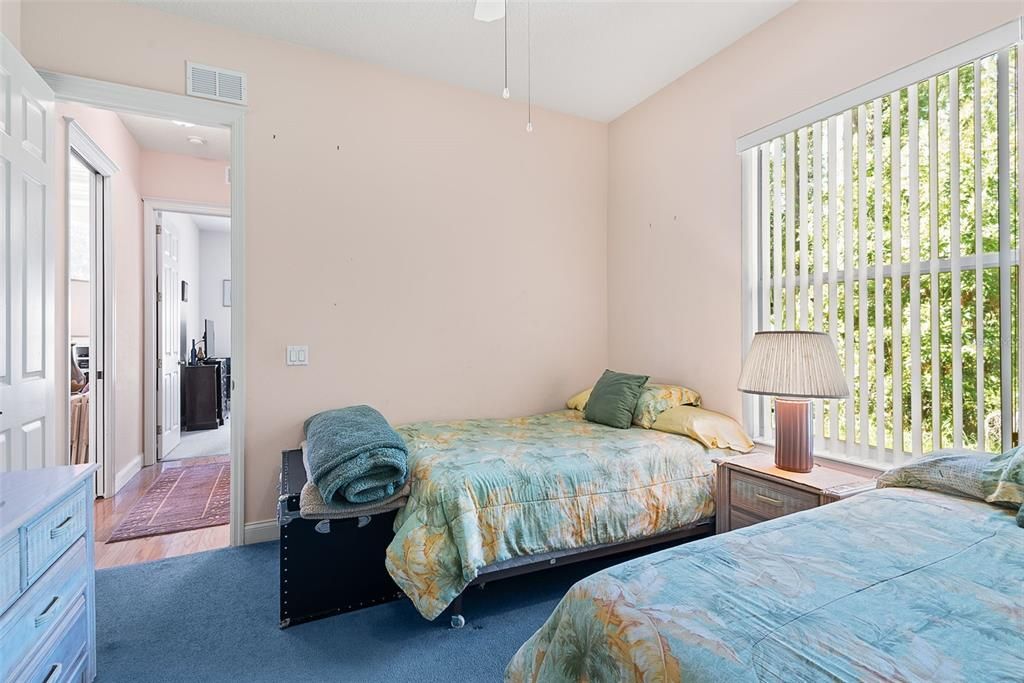 For Sale: $550,000 (4 beds, 3 baths, 2532 Square Feet)