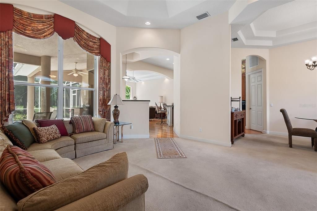 For Sale: $550,000 (4 beds, 3 baths, 2532 Square Feet)