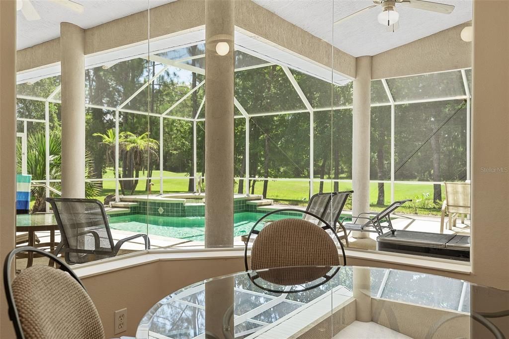 For Sale: $550,000 (4 beds, 3 baths, 2532 Square Feet)