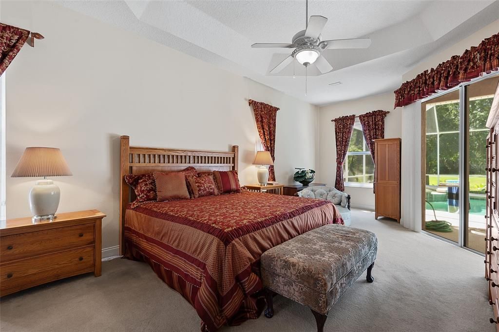 For Sale: $550,000 (4 beds, 3 baths, 2532 Square Feet)