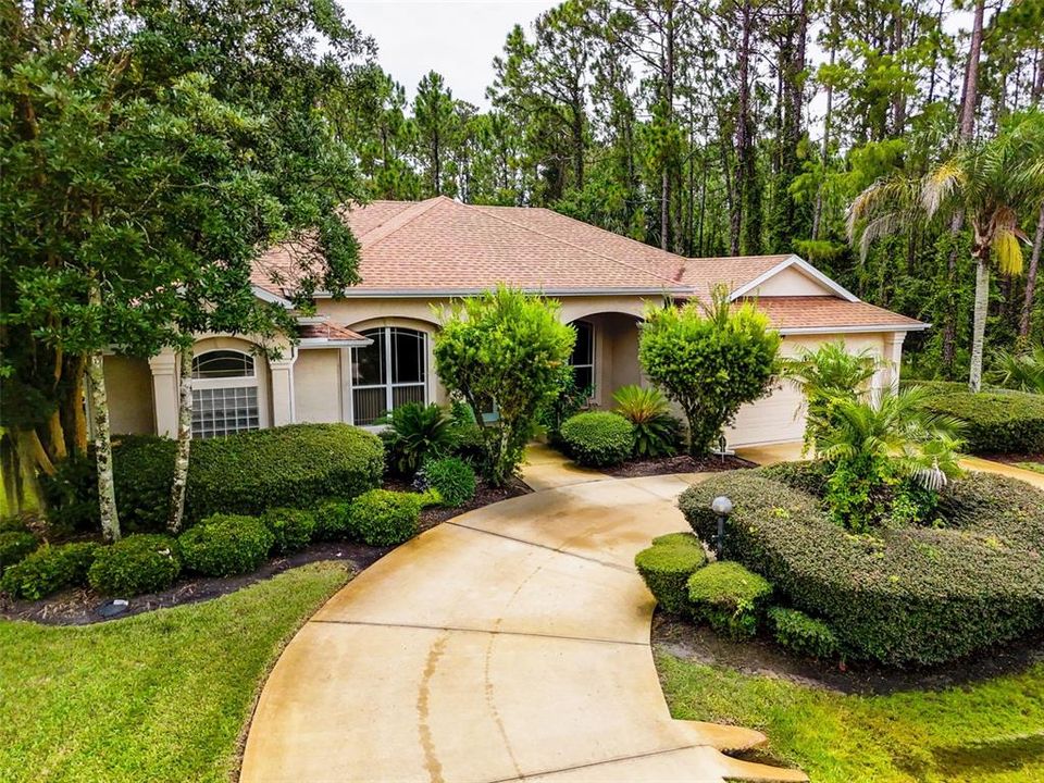For Sale: $550,000 (4 beds, 3 baths, 2532 Square Feet)