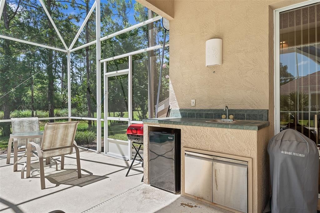 For Sale: $550,000 (4 beds, 3 baths, 2532 Square Feet)