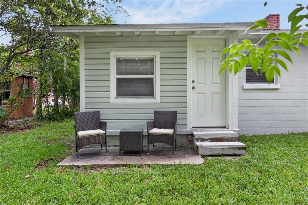 For Sale: $175,000 (2 beds, 1 baths, 755 Square Feet)