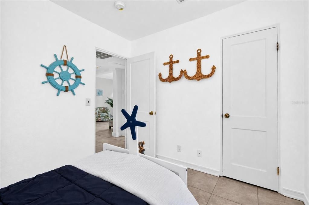 For Sale: $175,000 (2 beds, 1 baths, 755 Square Feet)