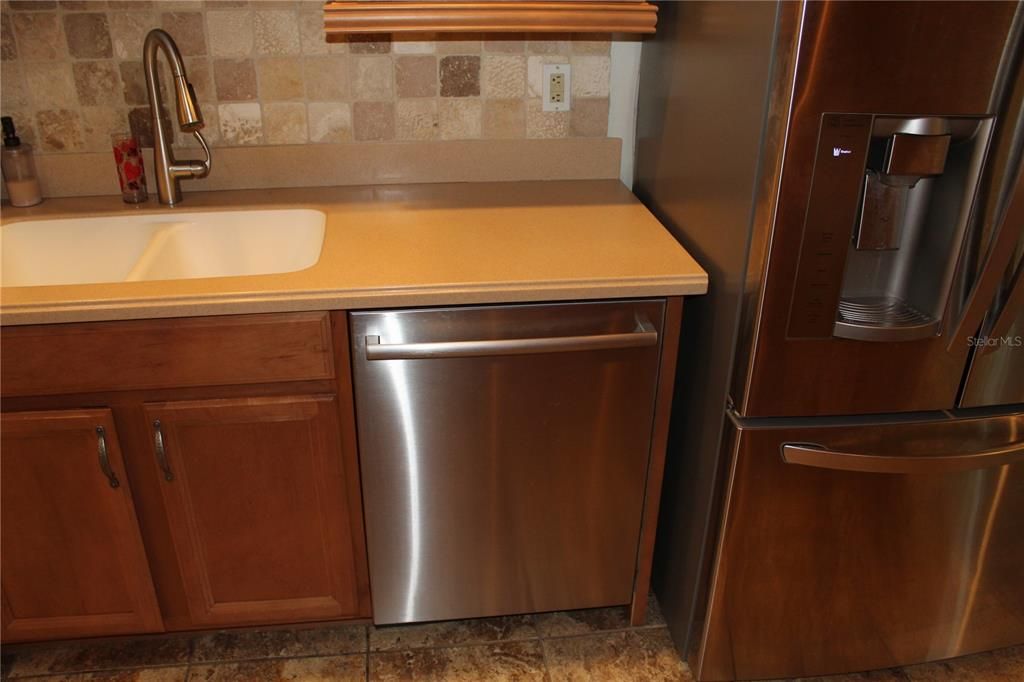 En Venta: $299,000 (3 camas, 2 baños, 1470 Pies cuadrados)