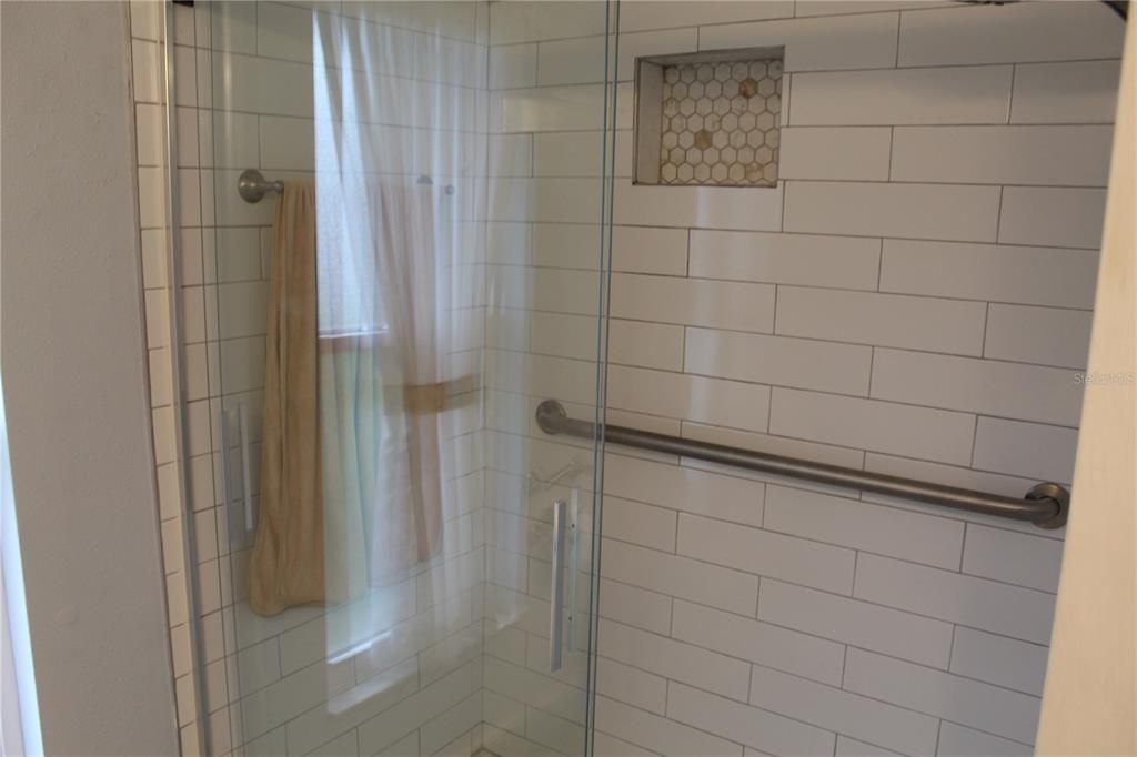 En Venta: $299,000 (3 camas, 2 baños, 1470 Pies cuadrados)