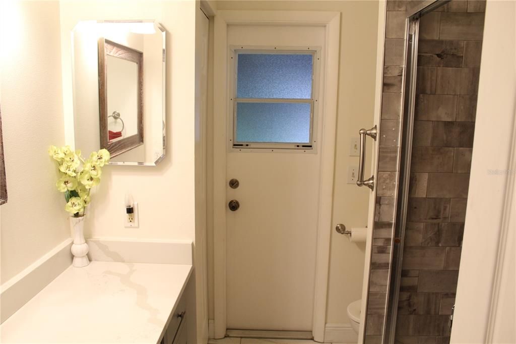 En Venta: $299,000 (3 camas, 2 baños, 1470 Pies cuadrados)