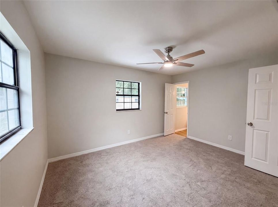 For Sale: $219,000 (3 beds, 2 baths, 1423 Square Feet)