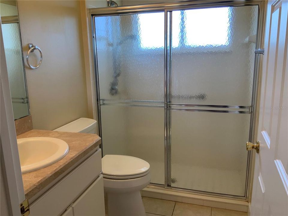For Sale: $349,000 (4 beds, 2 baths, 1959 Square Feet)