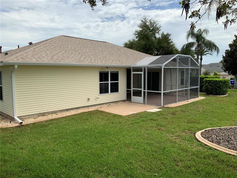 For Sale: $349,000 (4 beds, 2 baths, 1959 Square Feet)
