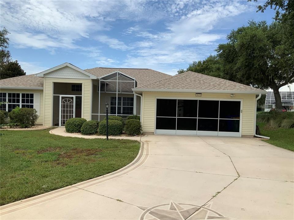 For Sale: $349,000 (4 beds, 2 baths, 1959 Square Feet)