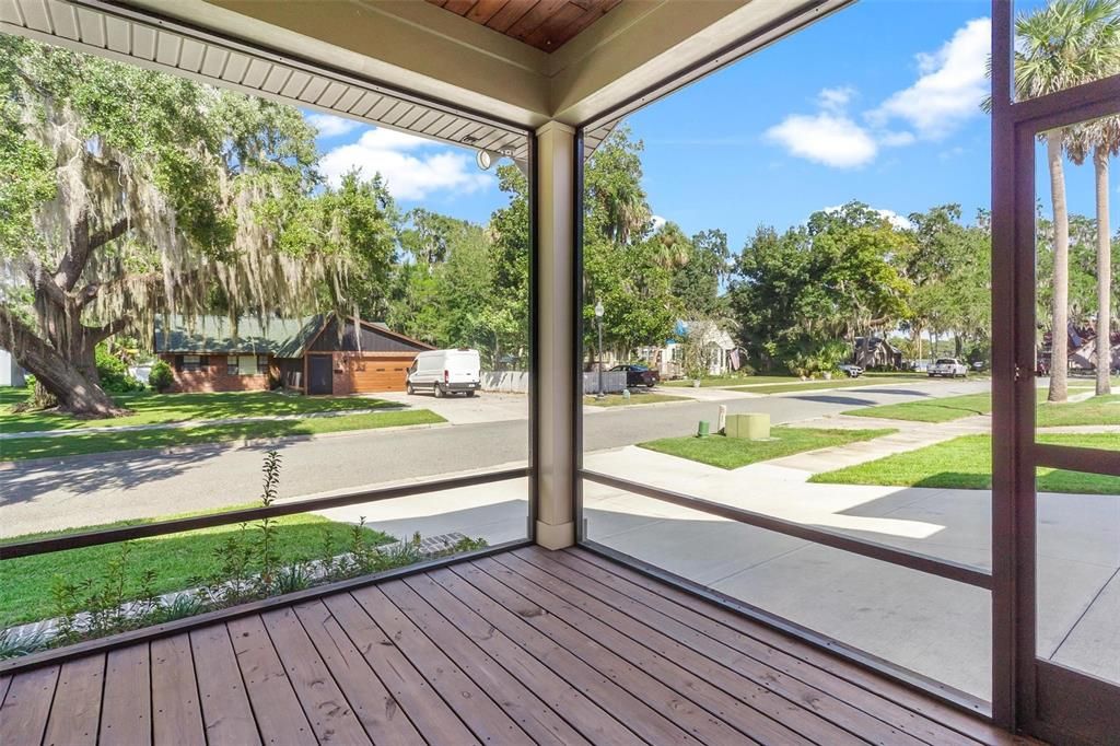 For Rent: $3,950 (3 beds, 3 baths, 1761 Square Feet)