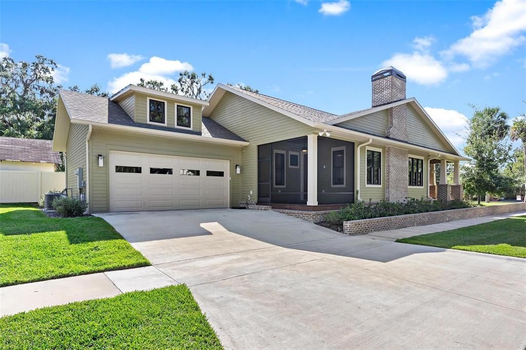 For Rent: $3,950 (3 beds, 3 baths, 1761 Square Feet)