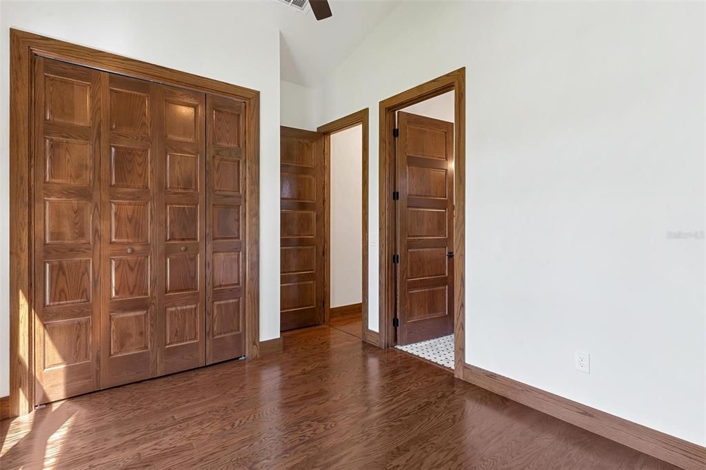 For Rent: $3,950 (3 beds, 3 baths, 1761 Square Feet)