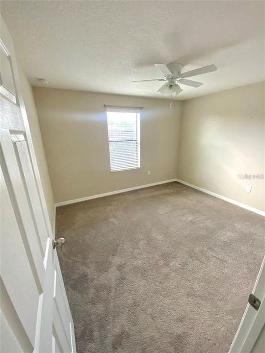 For Rent: $2,950 (4 beds, 2 baths, 2566 Square Feet)