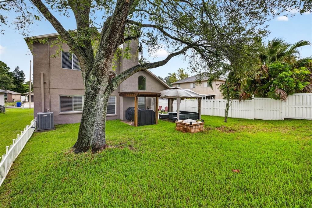 Active With Contract: $384,500 (3 beds, 2 baths, 1778 Square Feet)