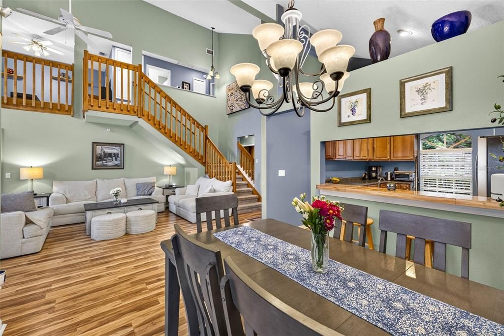Active With Contract: $384,500 (3 beds, 2 baths, 1778 Square Feet)