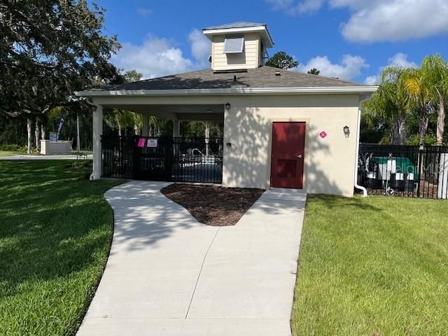 For Rent: $1,900 (3 beds, 2 baths, 1680 Square Feet)
