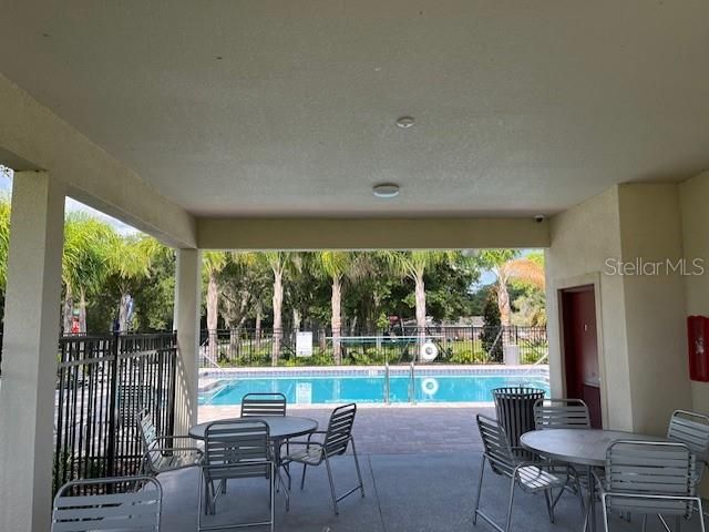 For Rent: $1,900 (3 beds, 2 baths, 1680 Square Feet)