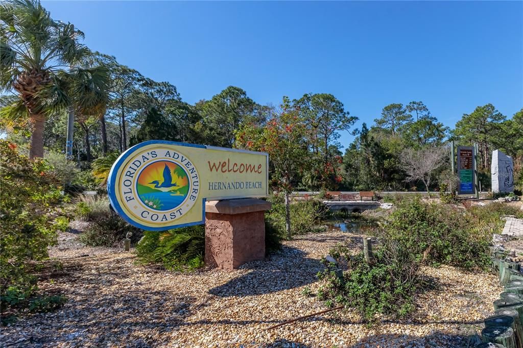 Active With Contract: $350,000 (0.33 acres)
