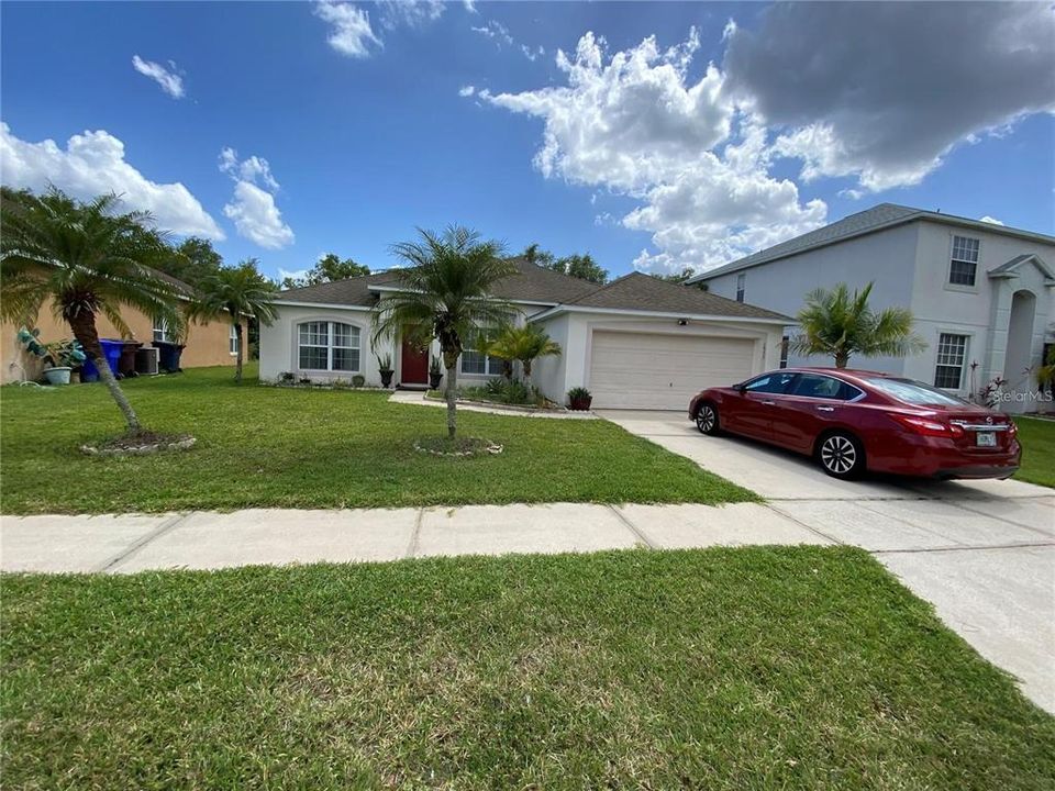 For Sale: $375,000 (4 beds, 2 baths, 2038 Square Feet)