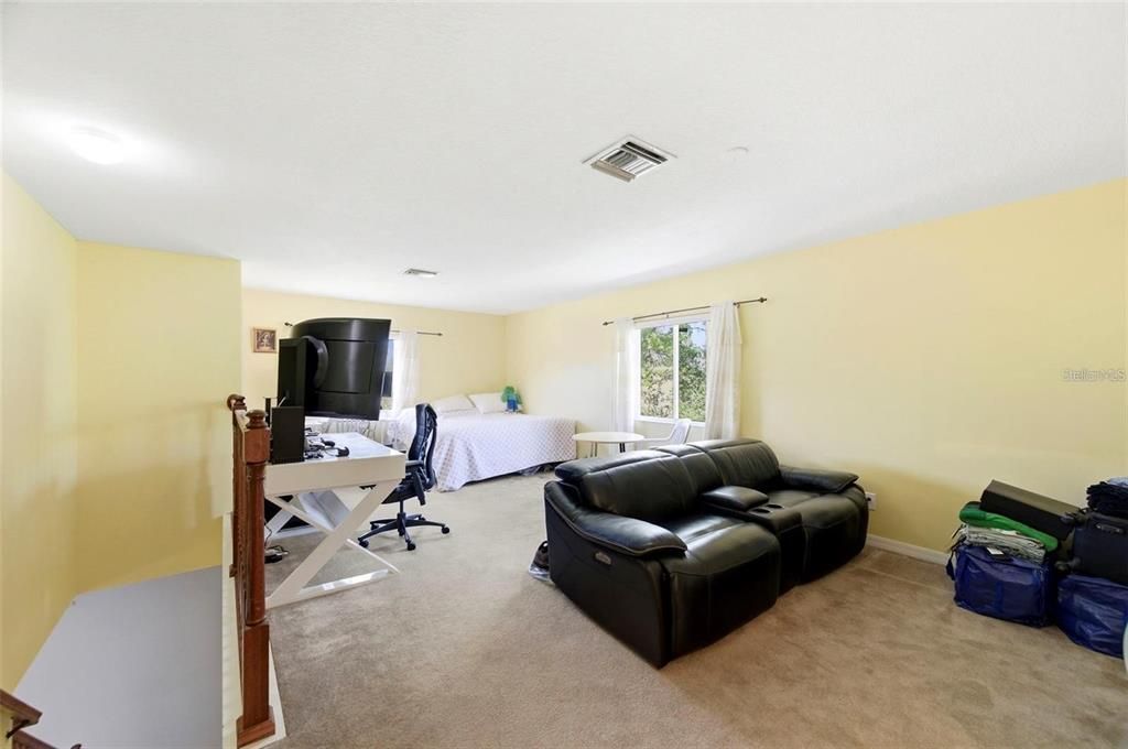 В аренду: $2,850 (5 спален, 3 ванн, 2825 Квадратных фут)