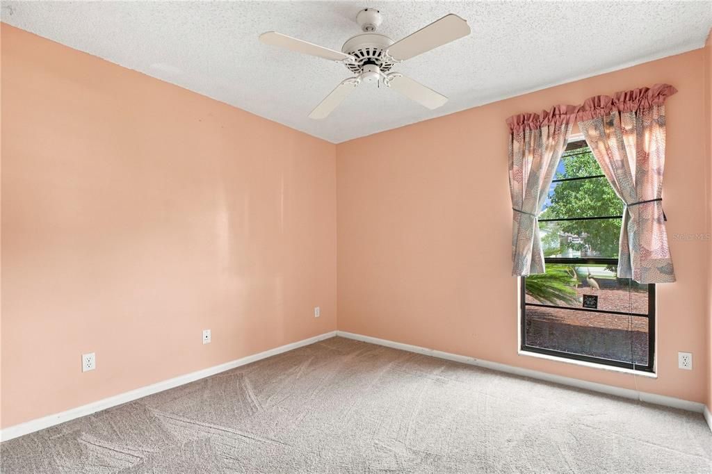 For Sale: $500,000 (3 beds, 2 baths, 1718 Square Feet)
