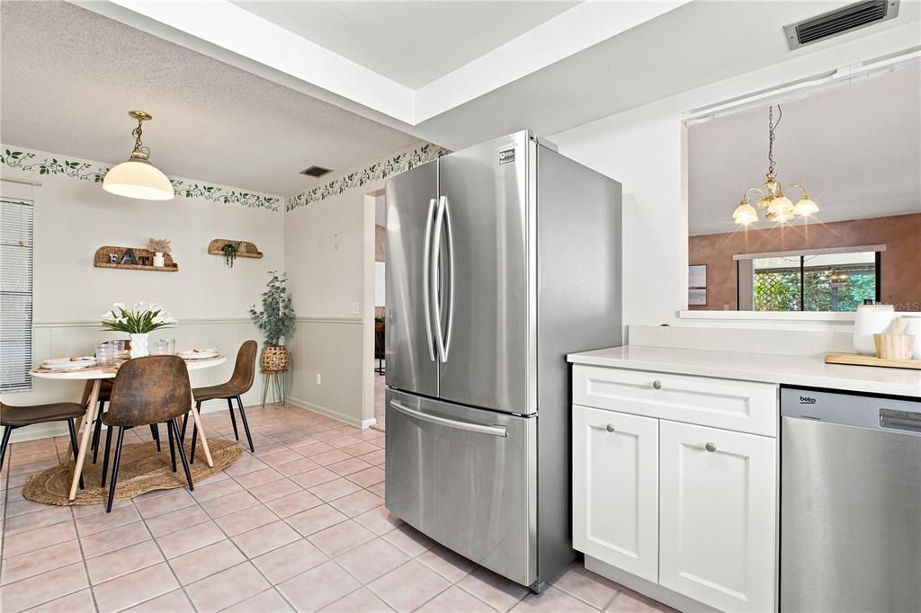For Sale: $500,000 (3 beds, 2 baths, 1718 Square Feet)