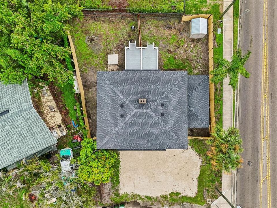 For Rent: $1,850 (2 beds, 1 baths, 1848 Square Feet)