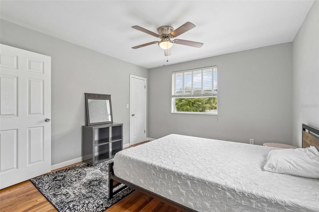 For Rent: $1,850 (2 beds, 1 baths, 1848 Square Feet)