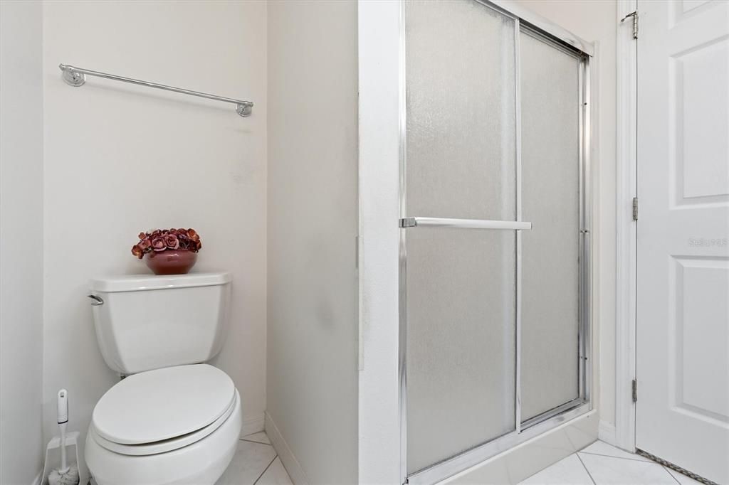 En Venta: $215,000 (2 camas, 2 baños, 1133 Pies cuadrados)