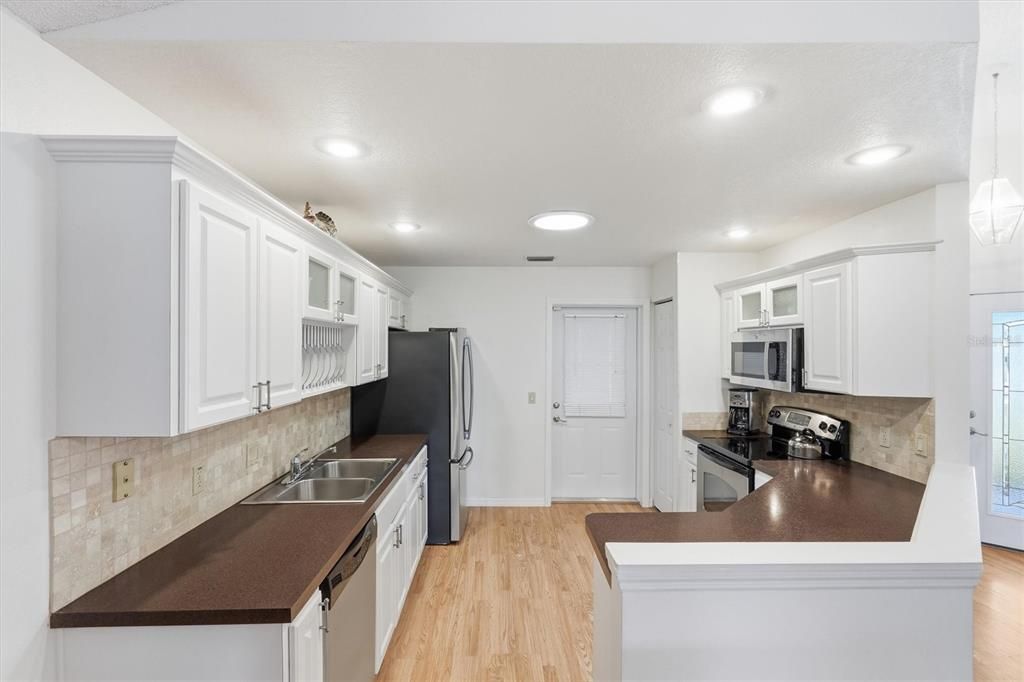 En Venta: $215,000 (2 camas, 2 baños, 1133 Pies cuadrados)
