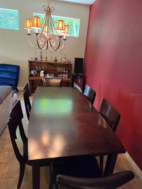 For Rent: $2,300 (3 beds, 3 baths, 2277 Square Feet)