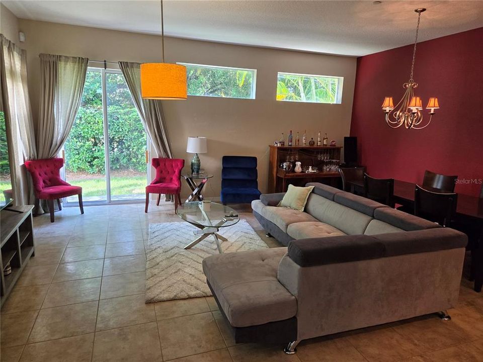 For Rent: $2,300 (3 beds, 3 baths, 2277 Square Feet)
