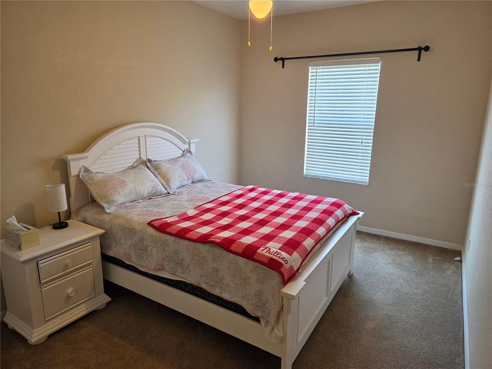 For Rent: $2,300 (3 beds, 3 baths, 2277 Square Feet)