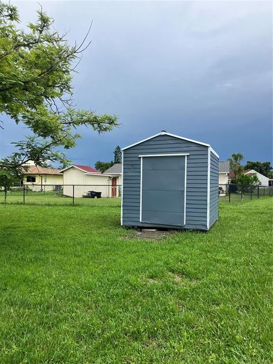 For Rent: $1,750 (2 beds, 2 baths, 960 Square Feet)