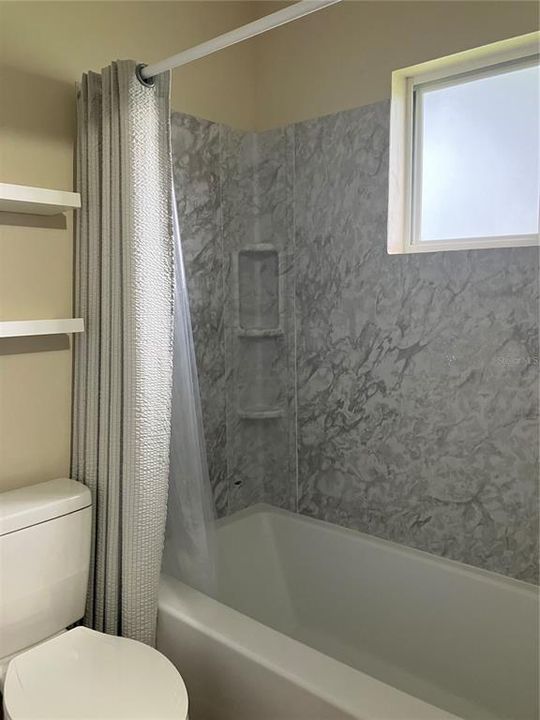 For Rent: $1,750 (2 beds, 2 baths, 960 Square Feet)
