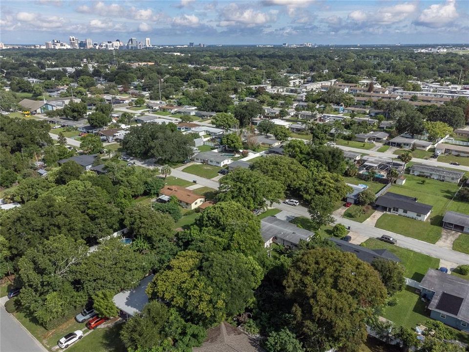 En Venta: $425,000 (3 camas, 2 baños, 1323 Pies cuadrados)