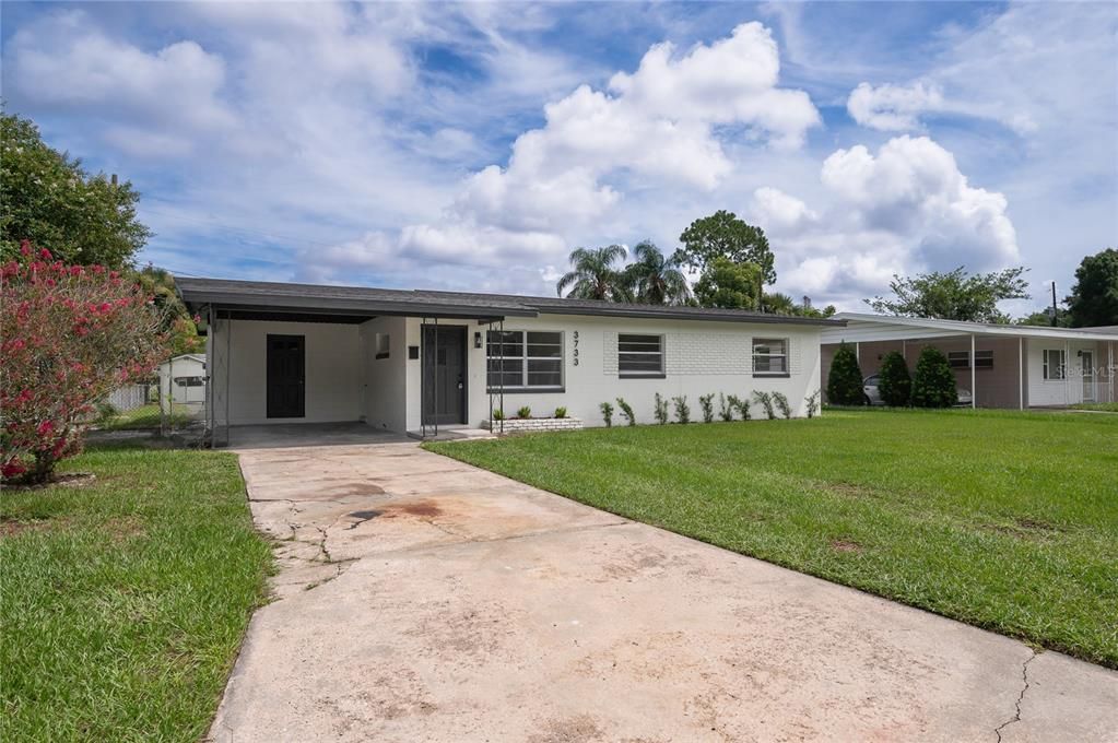 En Venta: $425,000 (3 camas, 2 baños, 1323 Pies cuadrados)
