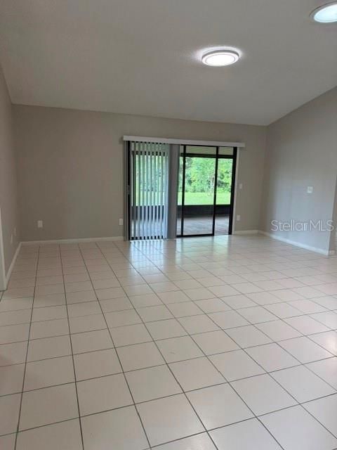 For Rent: $2,275 (3 beds, 2 baths, 1268 Square Feet)