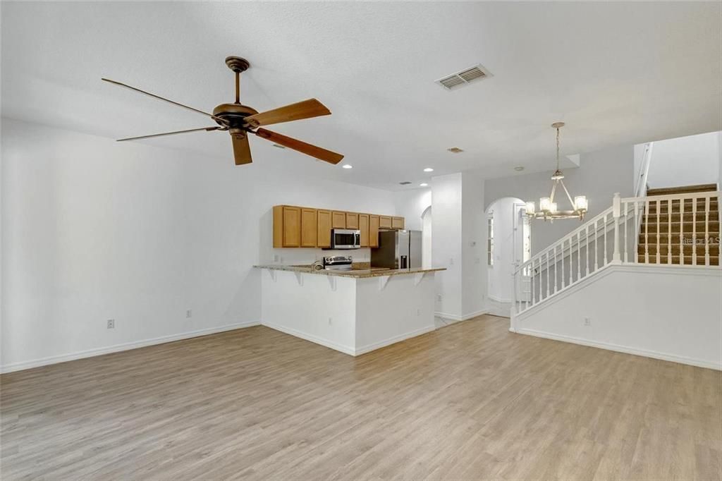 For Rent: $2,300 (3 beds, 2 baths, 1502 Square Feet)