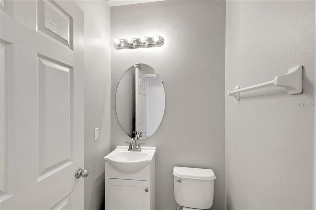 For Rent: $2,300 (3 beds, 2 baths, 1502 Square Feet)
