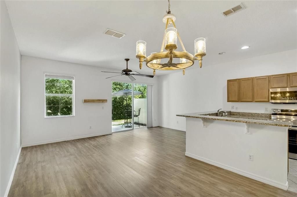 For Rent: $2,300 (3 beds, 2 baths, 1502 Square Feet)
