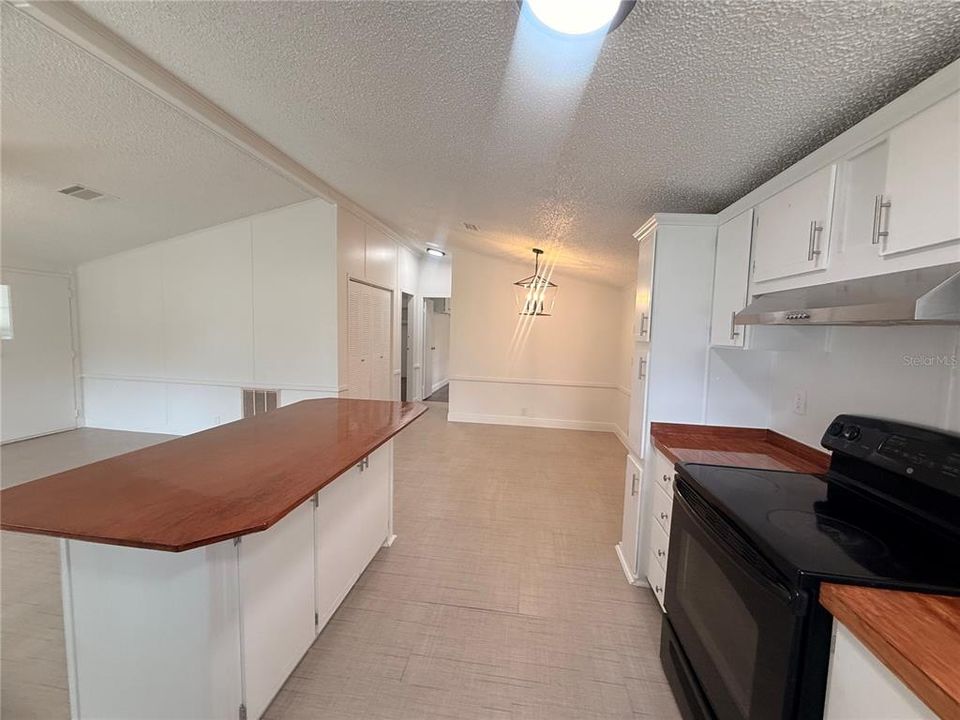 В аренду: $2,200 (2 спален, 2 ванн, 1000 Квадратных фут)