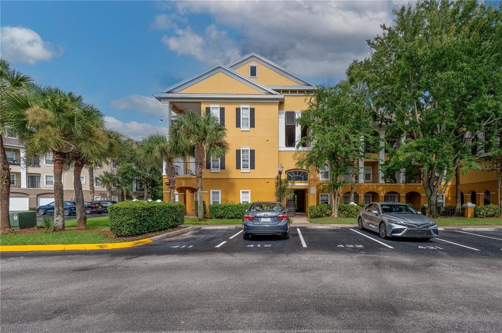 For Rent: $1,350 (1 beds, 1 baths, 782 Square Feet)